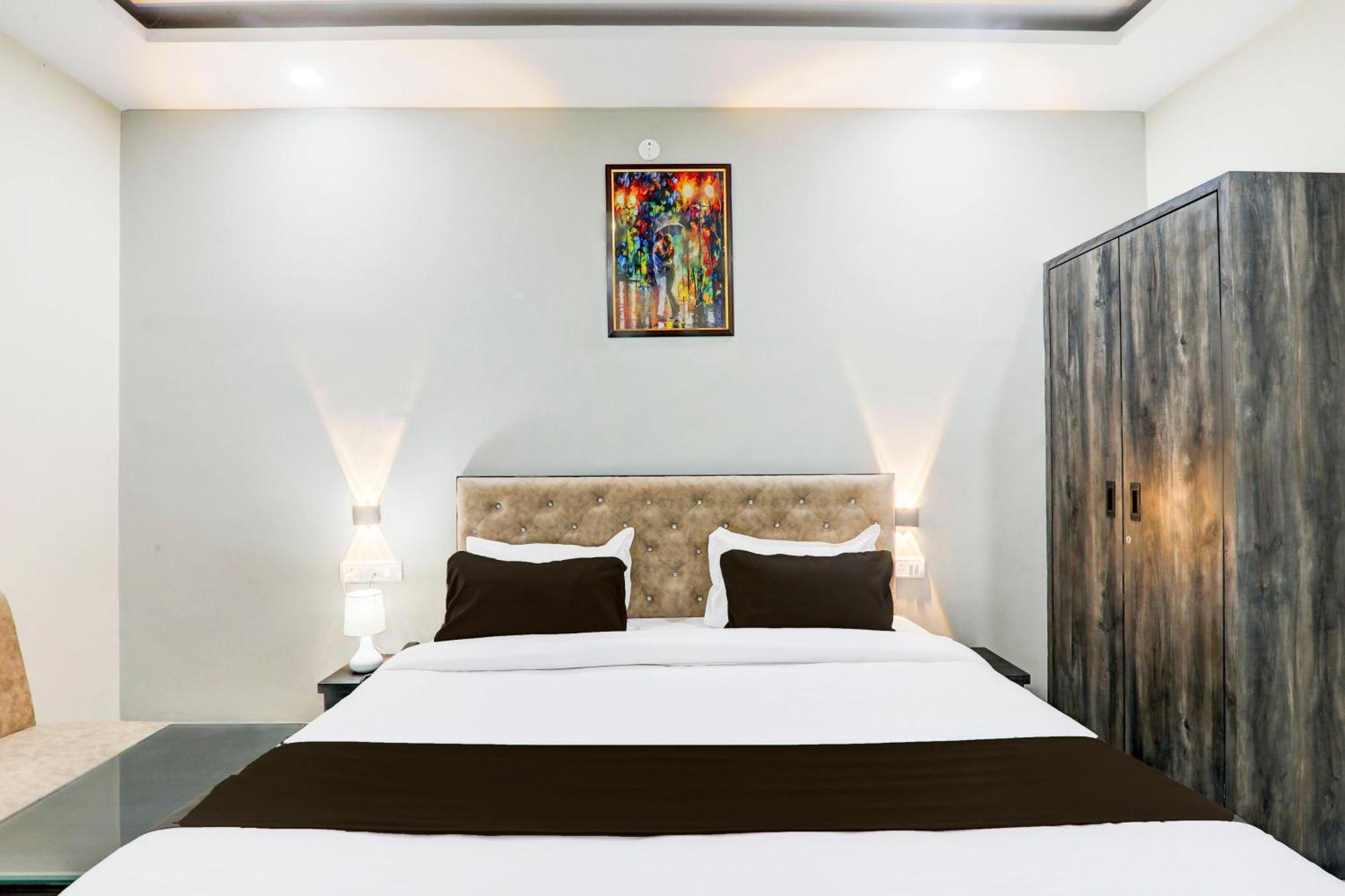 Hotel Super Townhouse Gls International Lucknow Exterior foto